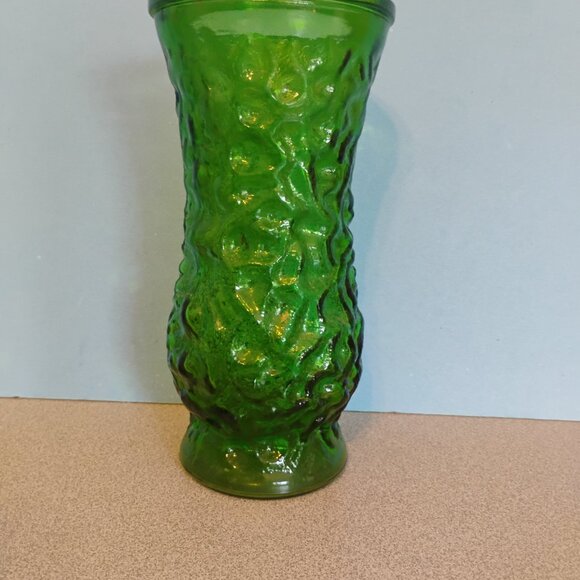 EO Brody Vintage Crinkle Vase Forest Green - Picture 2 of 3